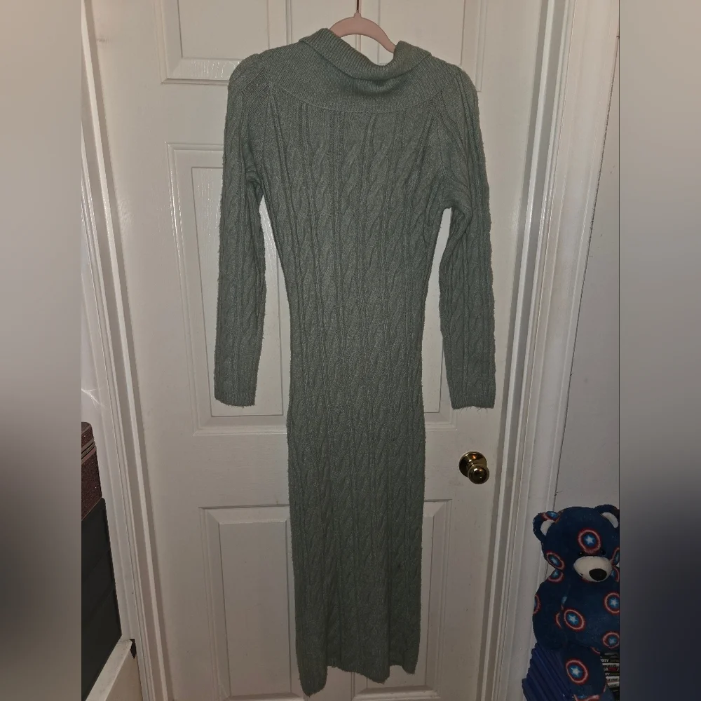 NWT!! PrettyLittleThing Sage Long Sleeve Knit Dress - Picture 6 of 8